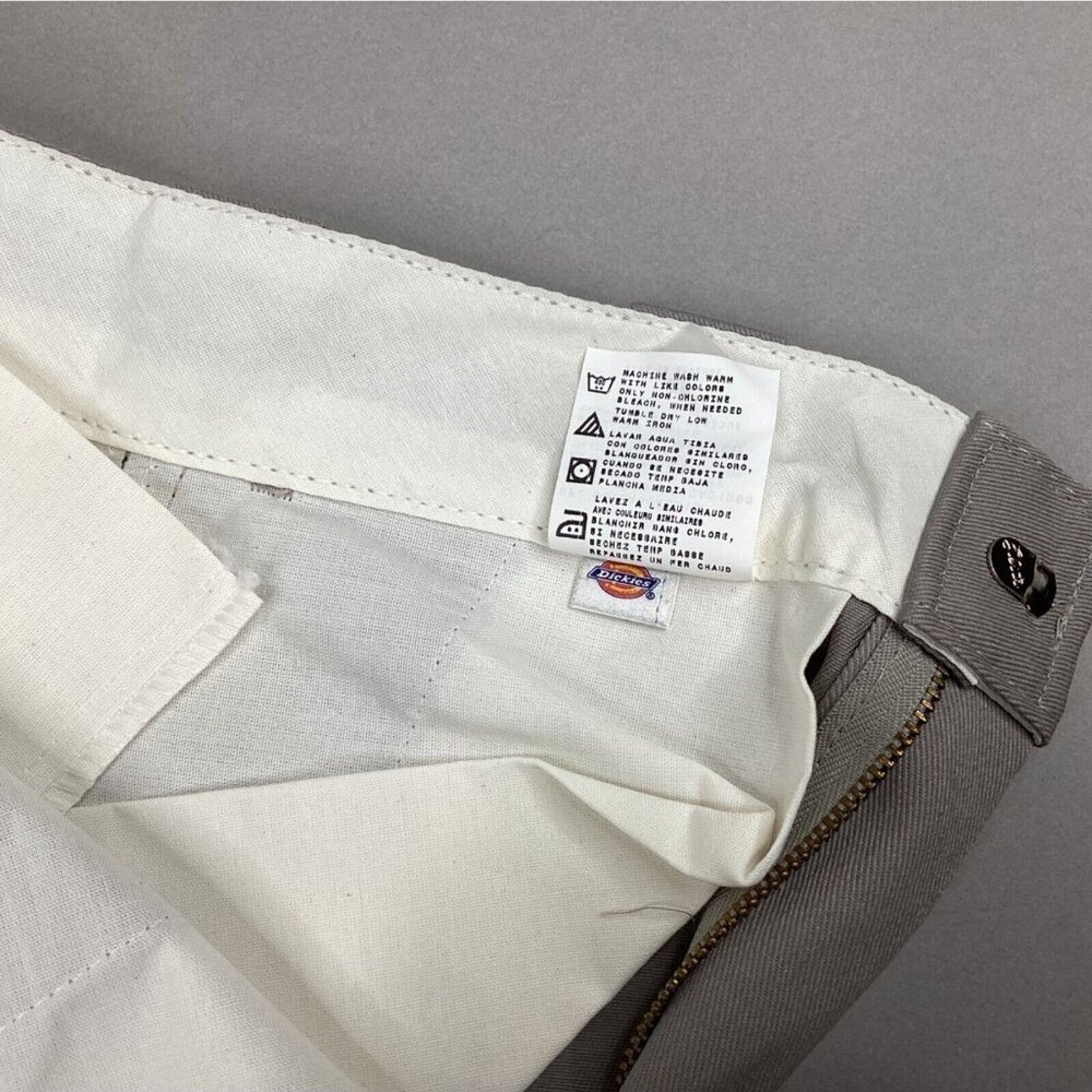 Dickies Mens Size 28 Silver 13” Work Shorts Loose Fit Multi-use Pocket (Gray) - Picture 3 of 5